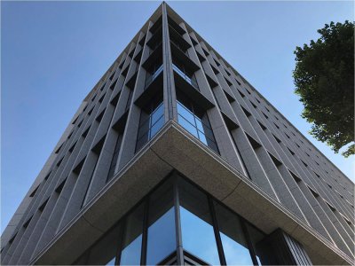 1-210S0105209-lp 名古屋某银行大楼